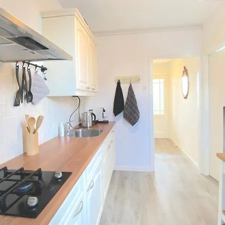 Who's Anton For Or Two, Near Amsterdam Bed & Breakfast *